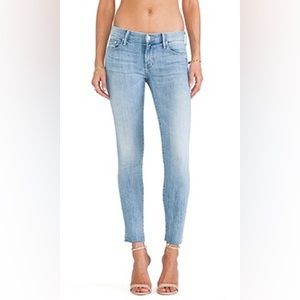 MOTHER denim The Looker Ankle Fray in Just A Little White Lie wash